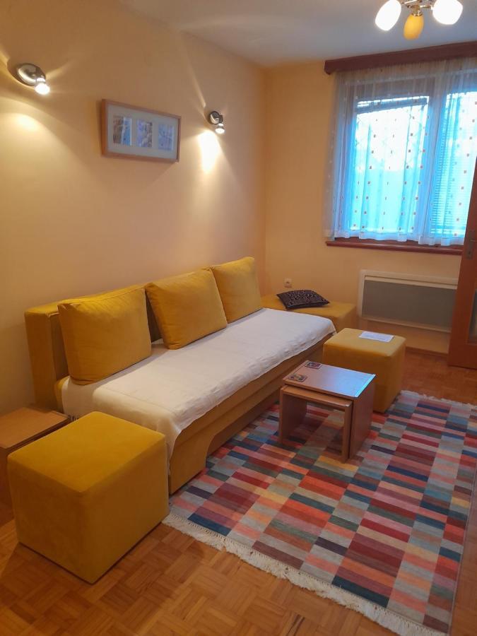 Pine Tree Apartment Sarajevo Exterior photo